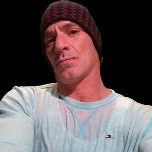 Meet your Posher, Tom